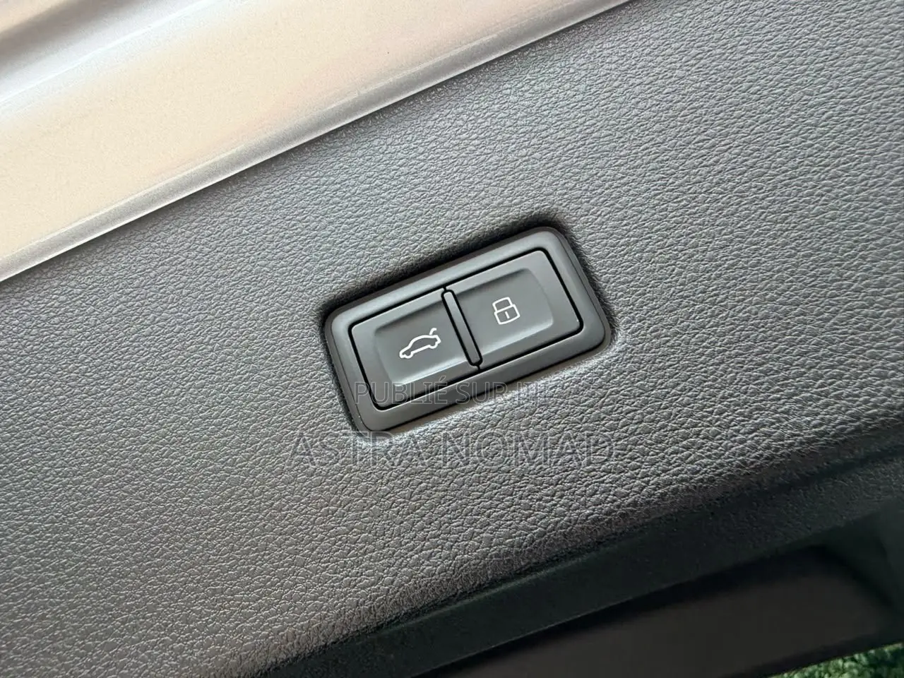 Audi Q8 2023 Gris