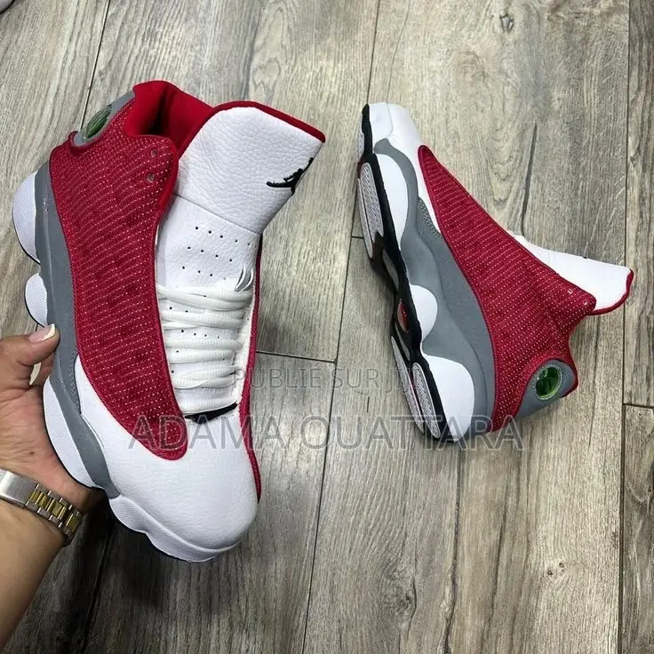 Chaussures Hommes Jordan13