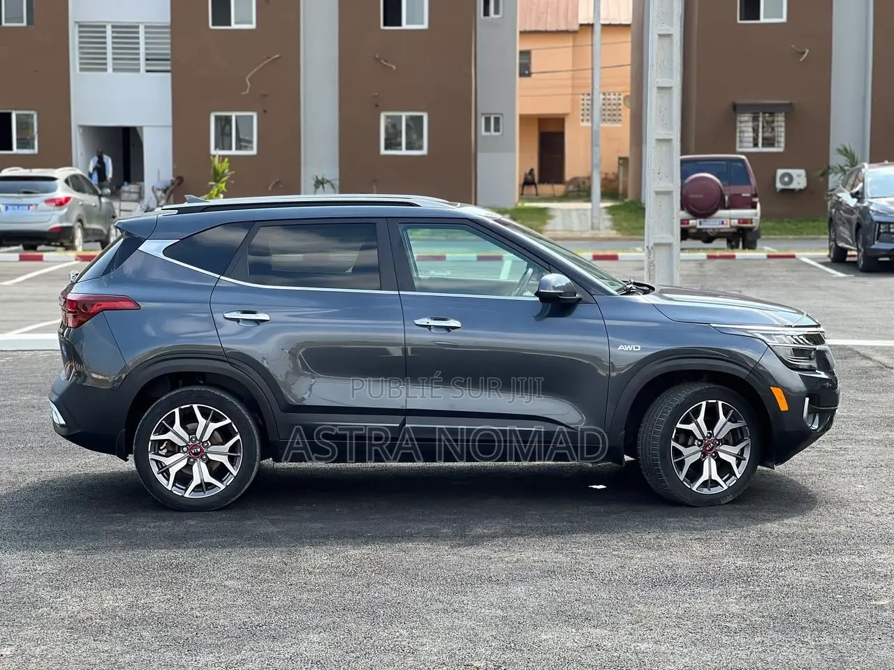 Kia Seltos 2021 Gris