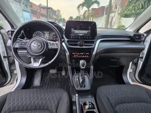Toyota Urban Cruiser 2023 Blanc