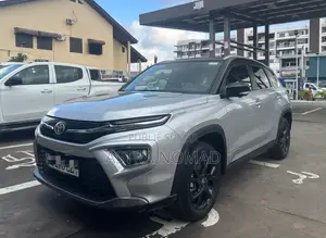 Toyota Urban Cruiser 2025 Gris