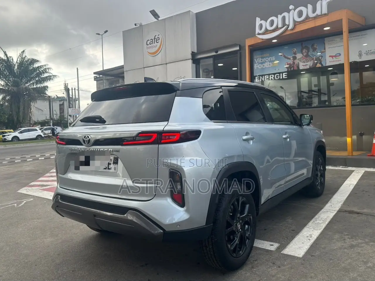 Toyota Urban Cruiser 2025 Gris