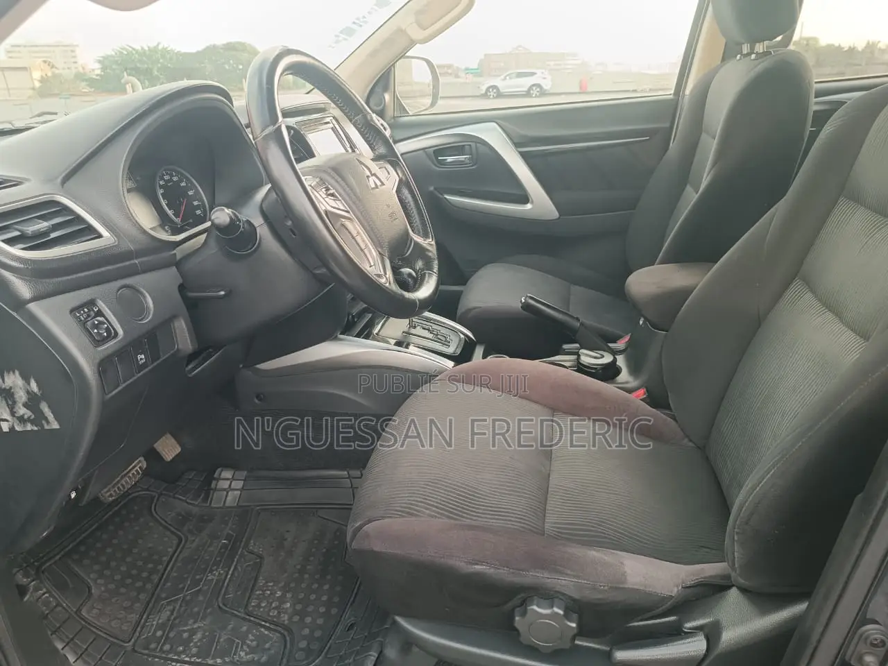 Mitsubishi Pajero Sport 2018 Noir