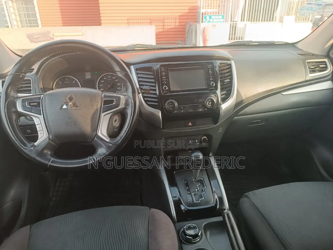 Mitsubishi Pajero Sport 2018 Noir