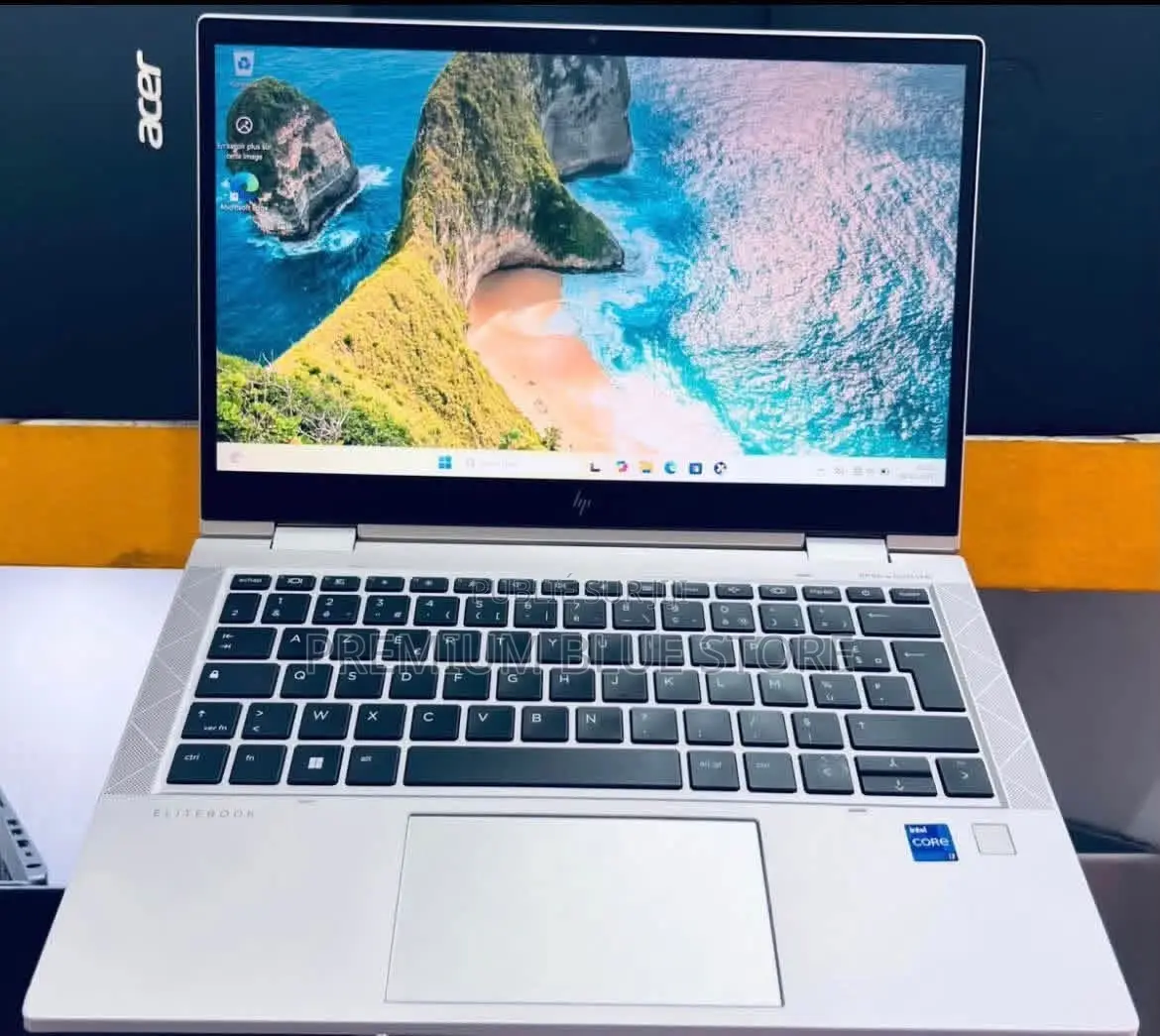 Nouveau HP EliteBook 830 G8 8GB Intel Core i7 SSD 256GB