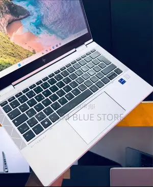 Nouveau HP EliteBook 830 G8 8GB Intel Core i7 SSD 256GB