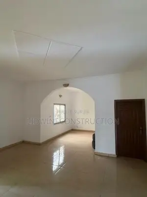 3chbre Appartement dans Cocody à Louer