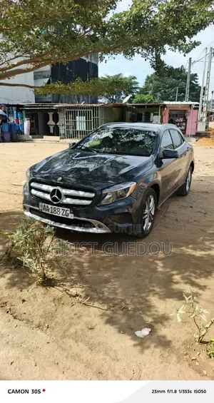 Mercedes-Benz GLA-Class 2018 Noir