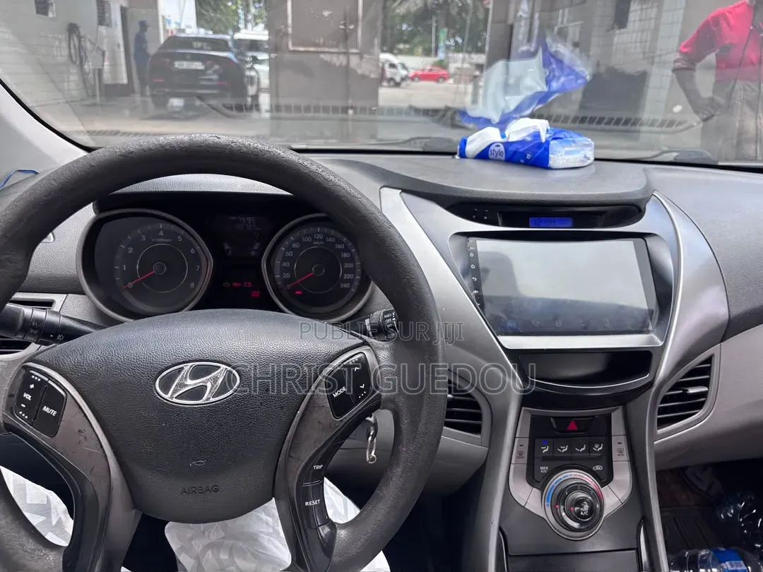 Hyundai Elantra 2015 Noir