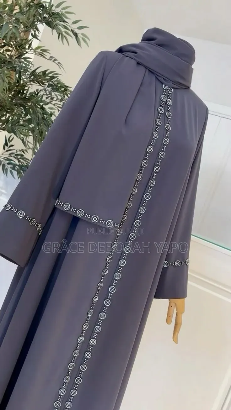 Robe De Femme