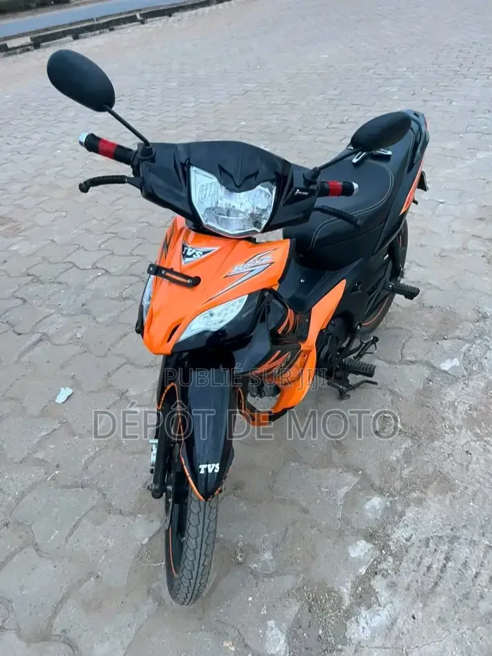Nouveau TVS Rockz 125 2025 Orange