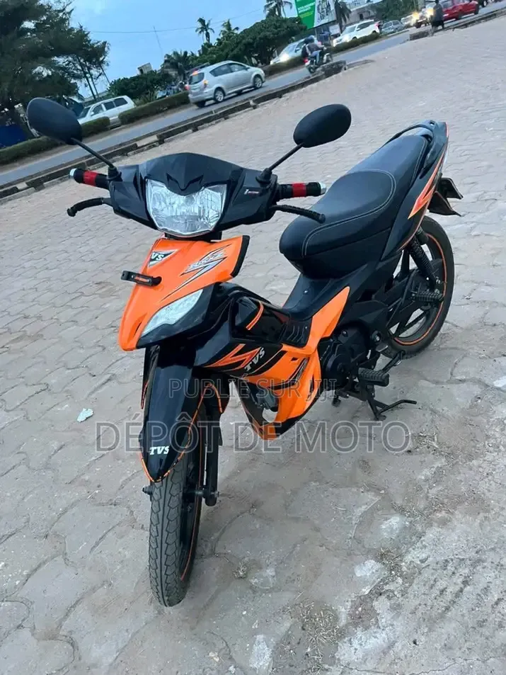 Nouveau TVS Rockz 125 2025 Orange