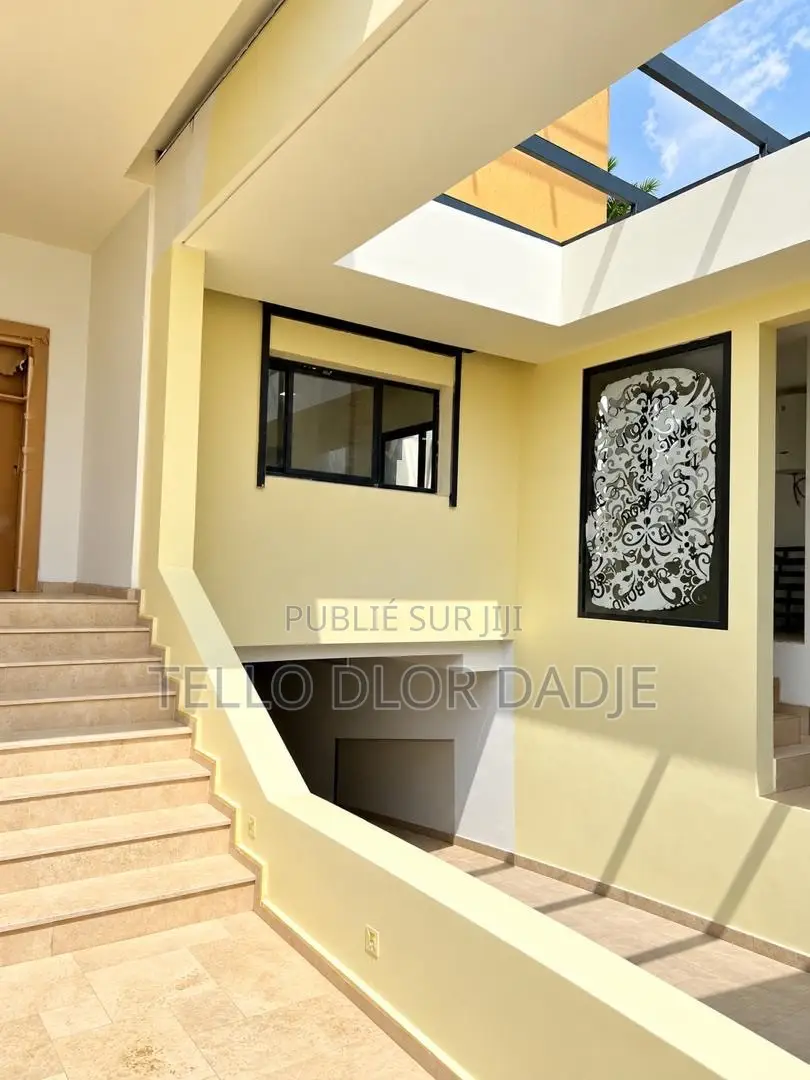 7chbre Duplex dans Tello Dlor Imob, Cocody à Louer