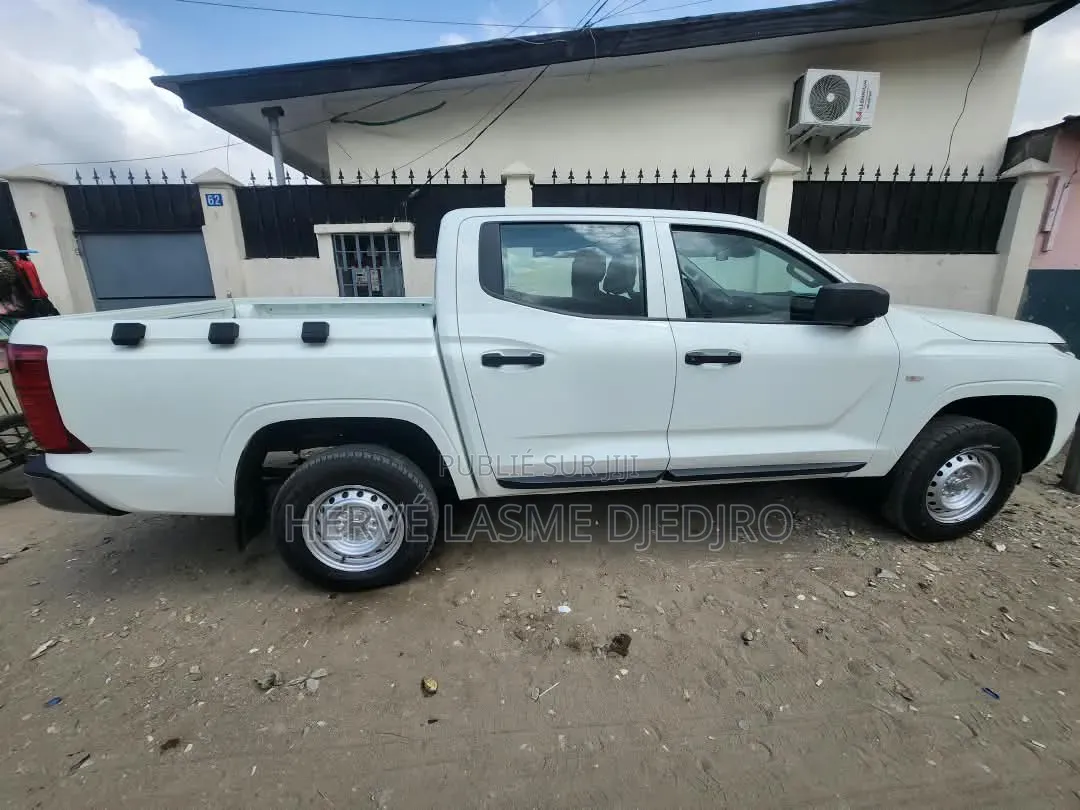 Mitsubishi L200 2025 Blanc