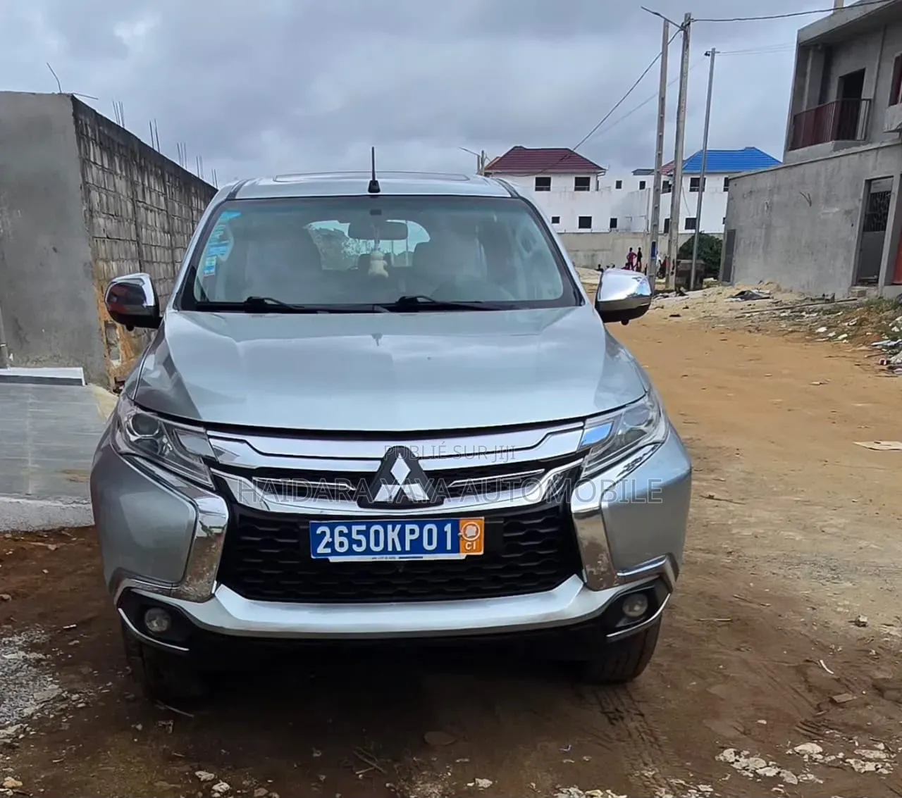 Mitsubishi Pajero 2021 Gris