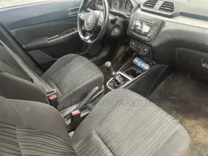 Suzuki Dzire 2023 Gris