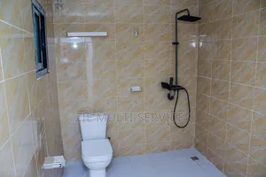 5chbre Duplex dans Zié Multi-Services, Cocody à Vendre