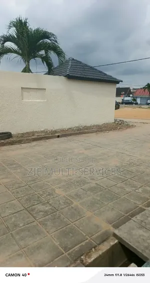 4chbre Villa dans Zié Multi-Services, Cocody à Vendre