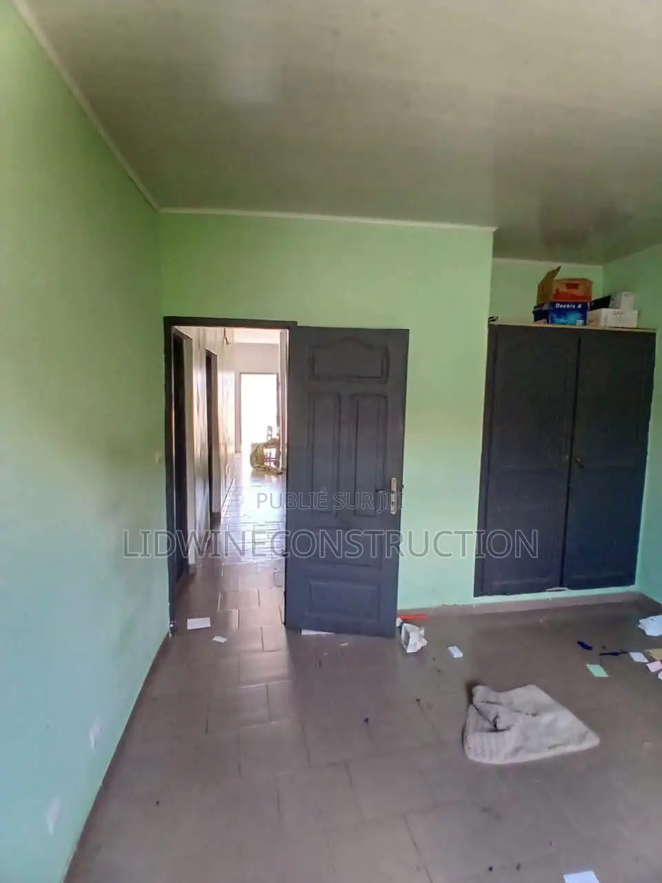 3chbre Villa dans Cocody à Vendre