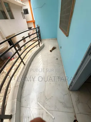 2chbre Appartement dans Lamko Immobilier, Cocody à Louer