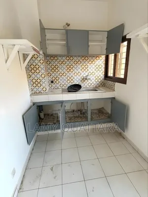 2chbre Appartement dans Lamko Immobilier, Cocody à Louer