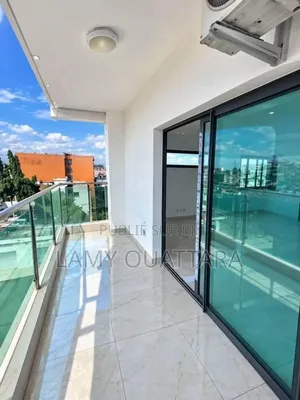 2chbre Appartement dans Lamko Immobilier, Cocody à Louer