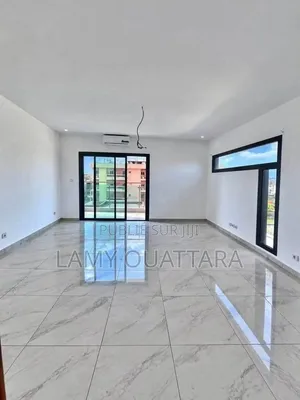 2chbre Appartement dans Lamko Immobilier, Cocody à Louer
