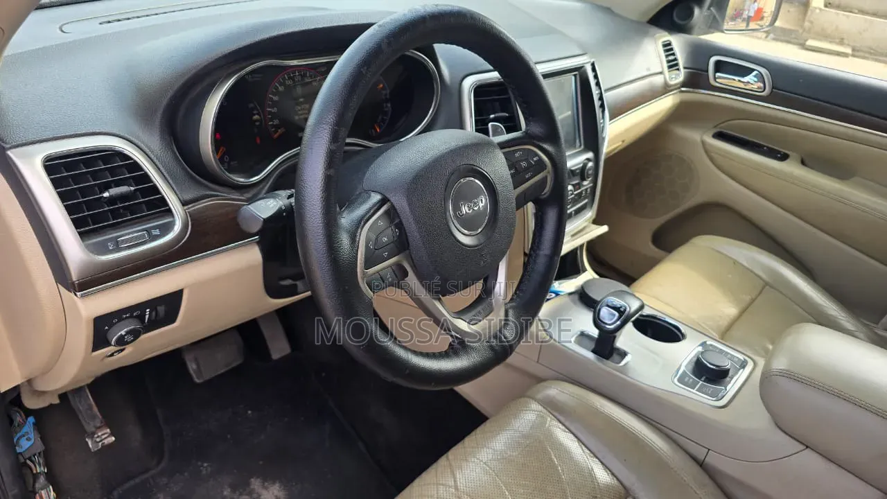 Jeep Cherokee 2016 Noir