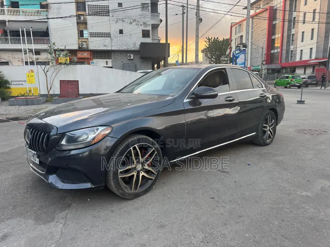 Mercedes-Benz C300 Base C300 AWD 4MATIC Coupe 2018 Noir