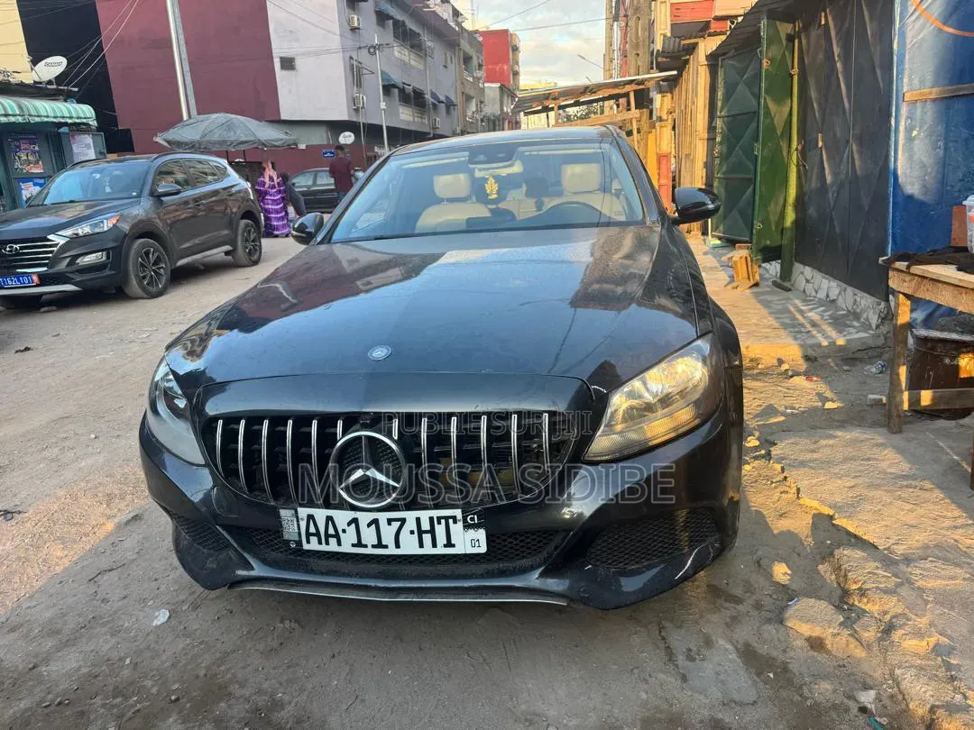 Mercedes-Benz C300 Base C300 AWD 4MATIC Coupe 2018 Noir