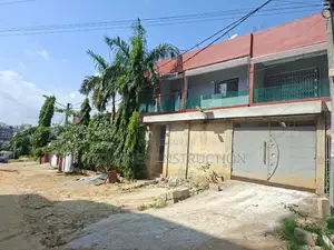 6chbre Duplex dans Cocody à Louer
