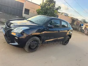 Toyota Starlet 2022 Noir