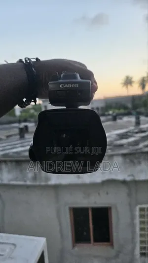 Canon XA40 [20x Zoom Optical] Version USA+128gb SD