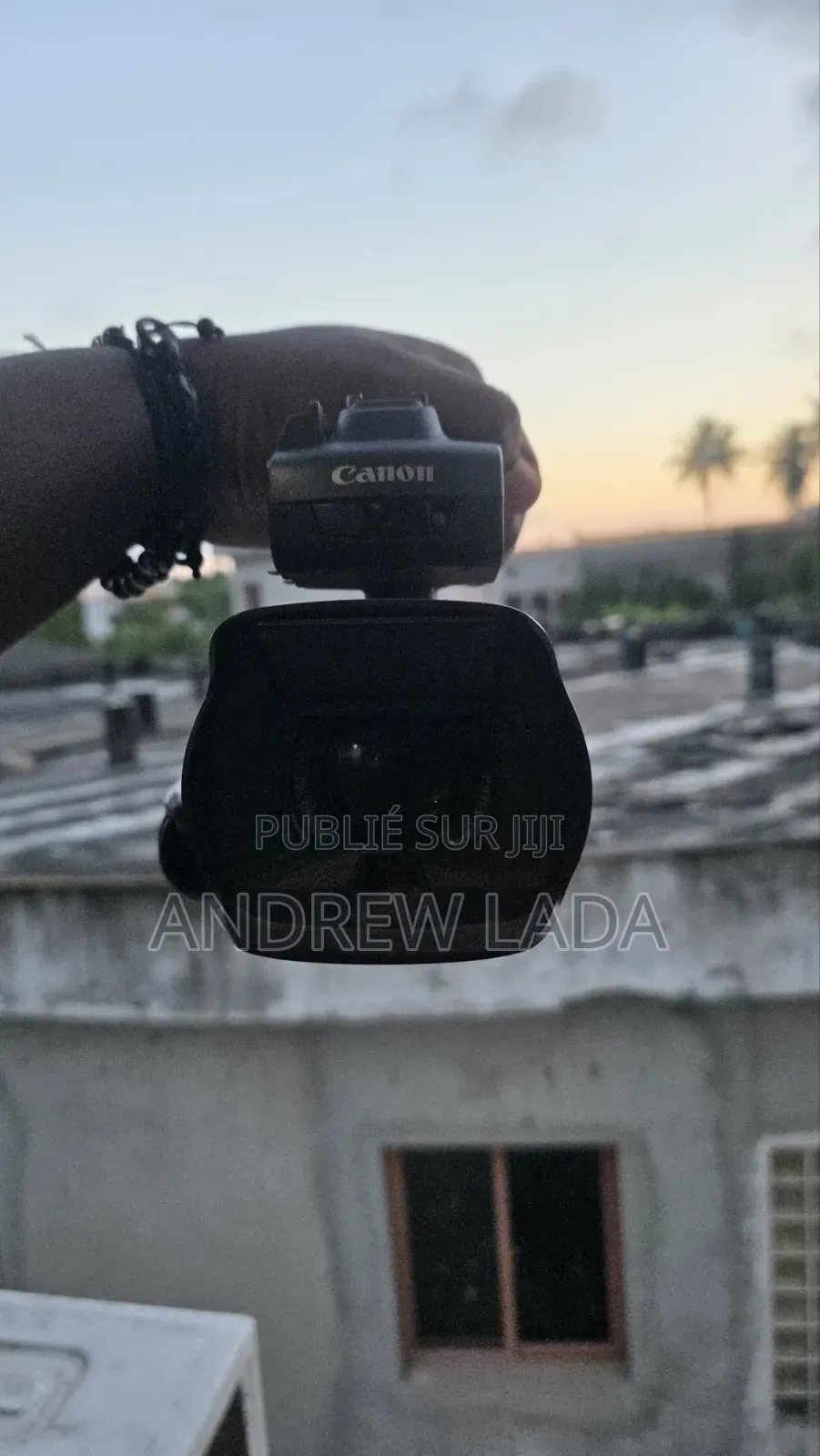 Canon XA40 [20x Zoom Optical] Version USA+128gb SD
