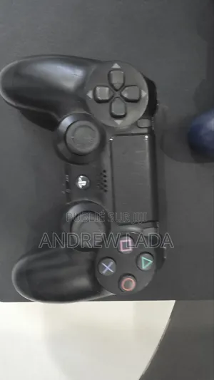 Ps4 Slim+5 Jeux Disc+2 Manette