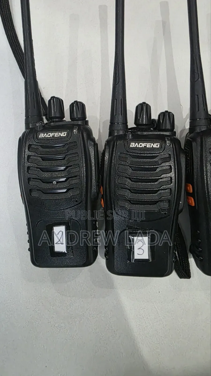 Baofeng BF-888S+chargeur & Motorola T460 +Chargeur