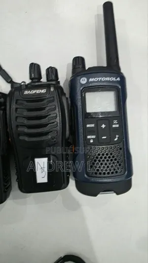 Baofeng BF-888S+chargeur & Motorola T460 +Chargeur