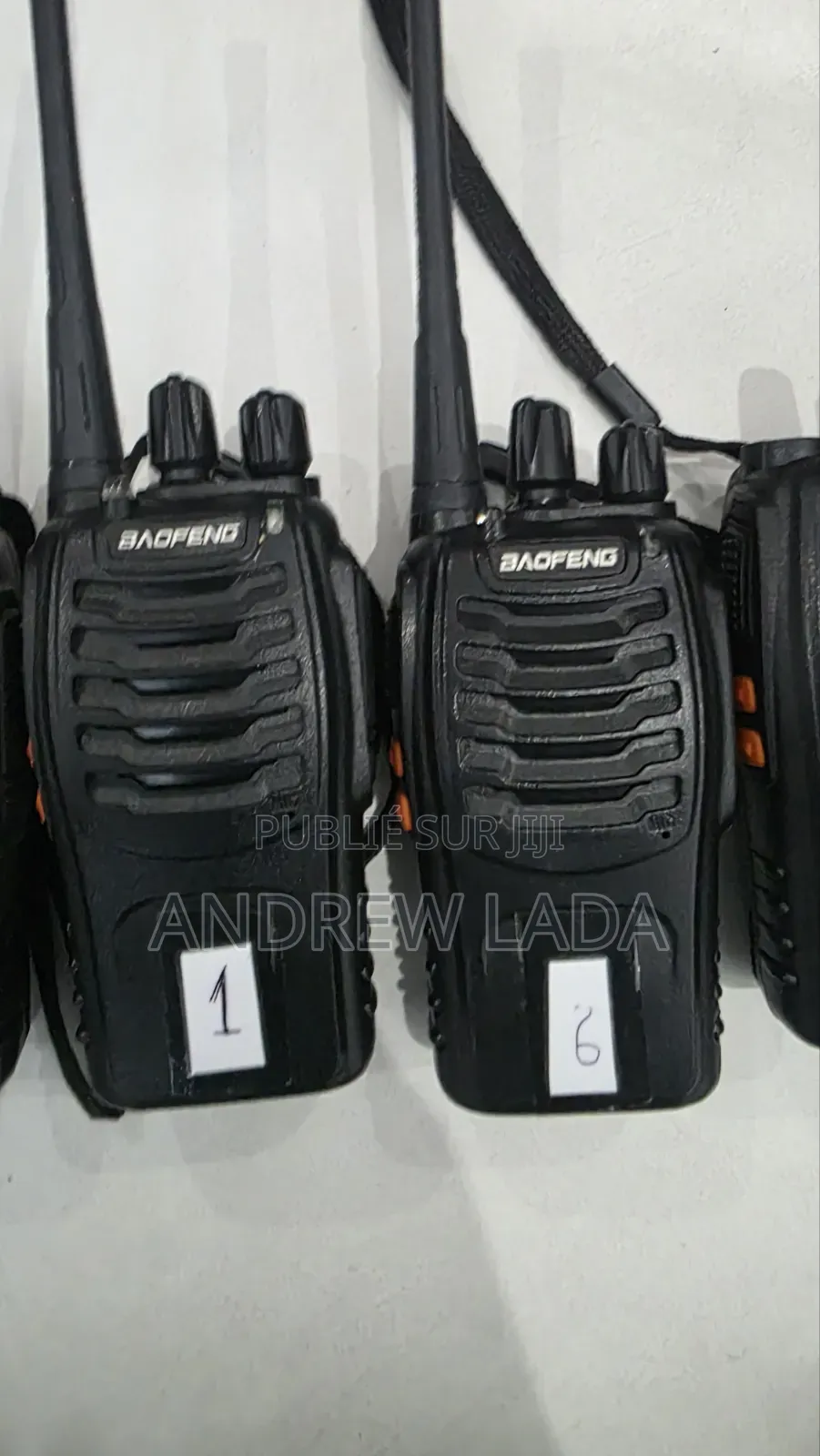 Baofeng BF-888S+chargeur & Motorola T460 +Chargeur