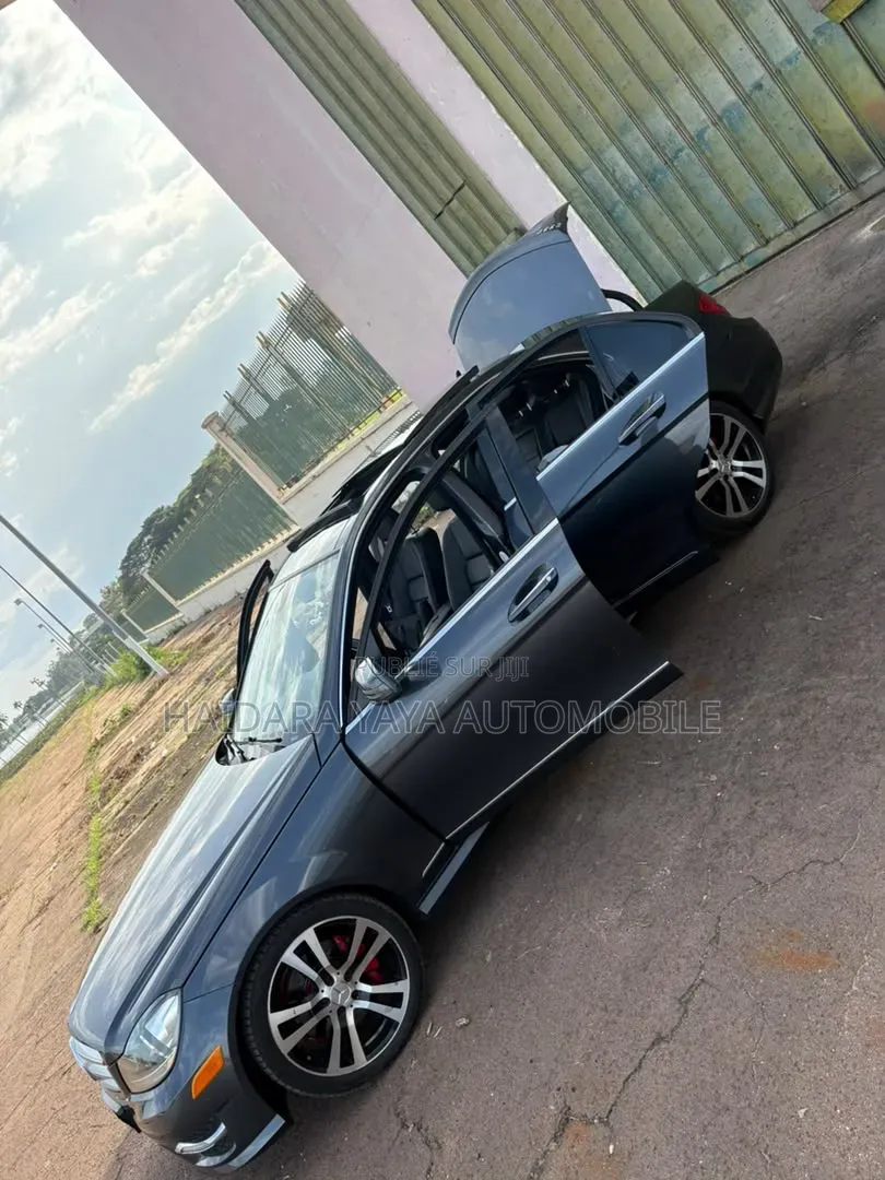 Mercedes-Benz C350 C 350 4MATIC AWD 2014 Noir