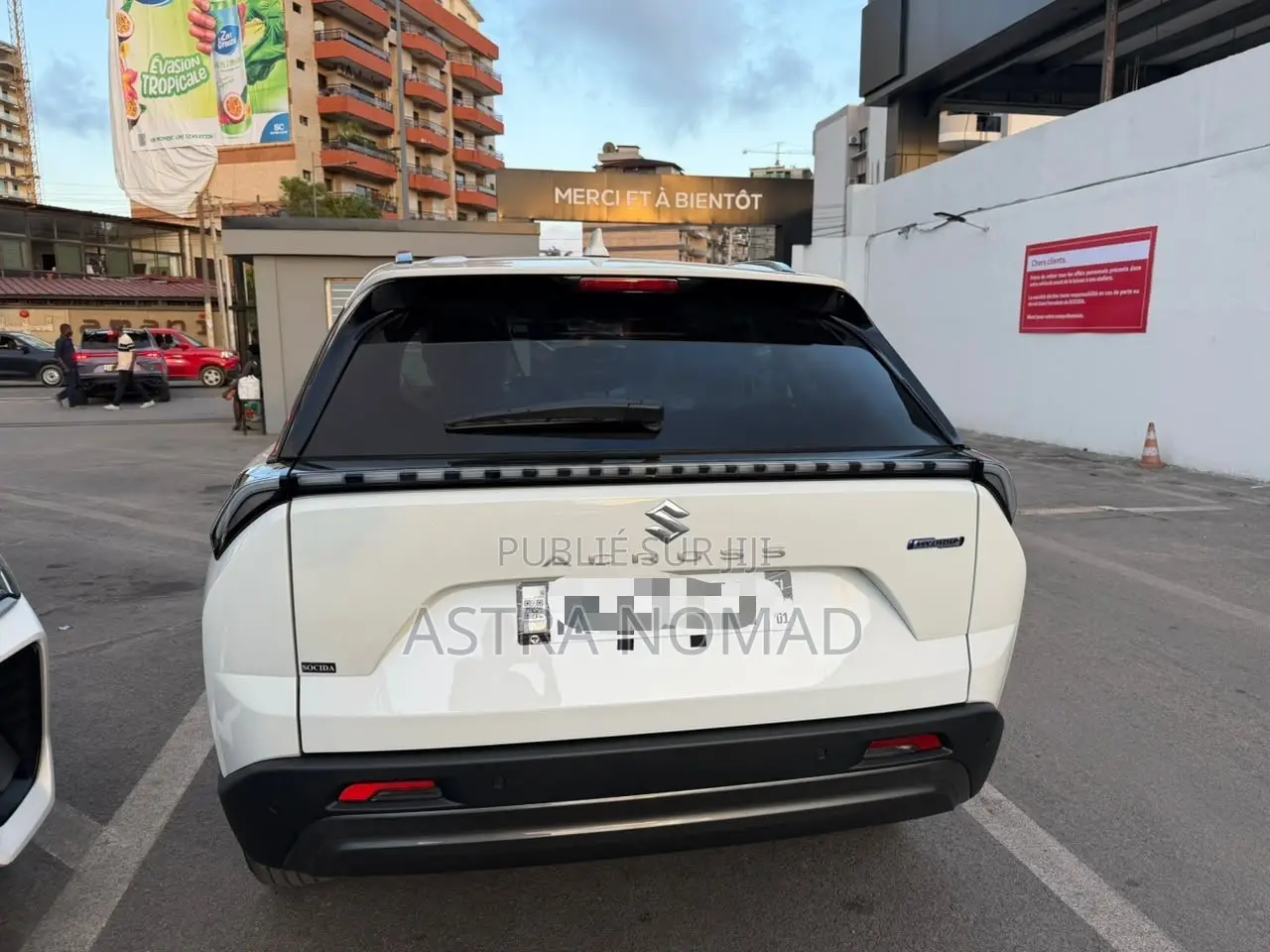 Suzuki VS 2025 Blanc