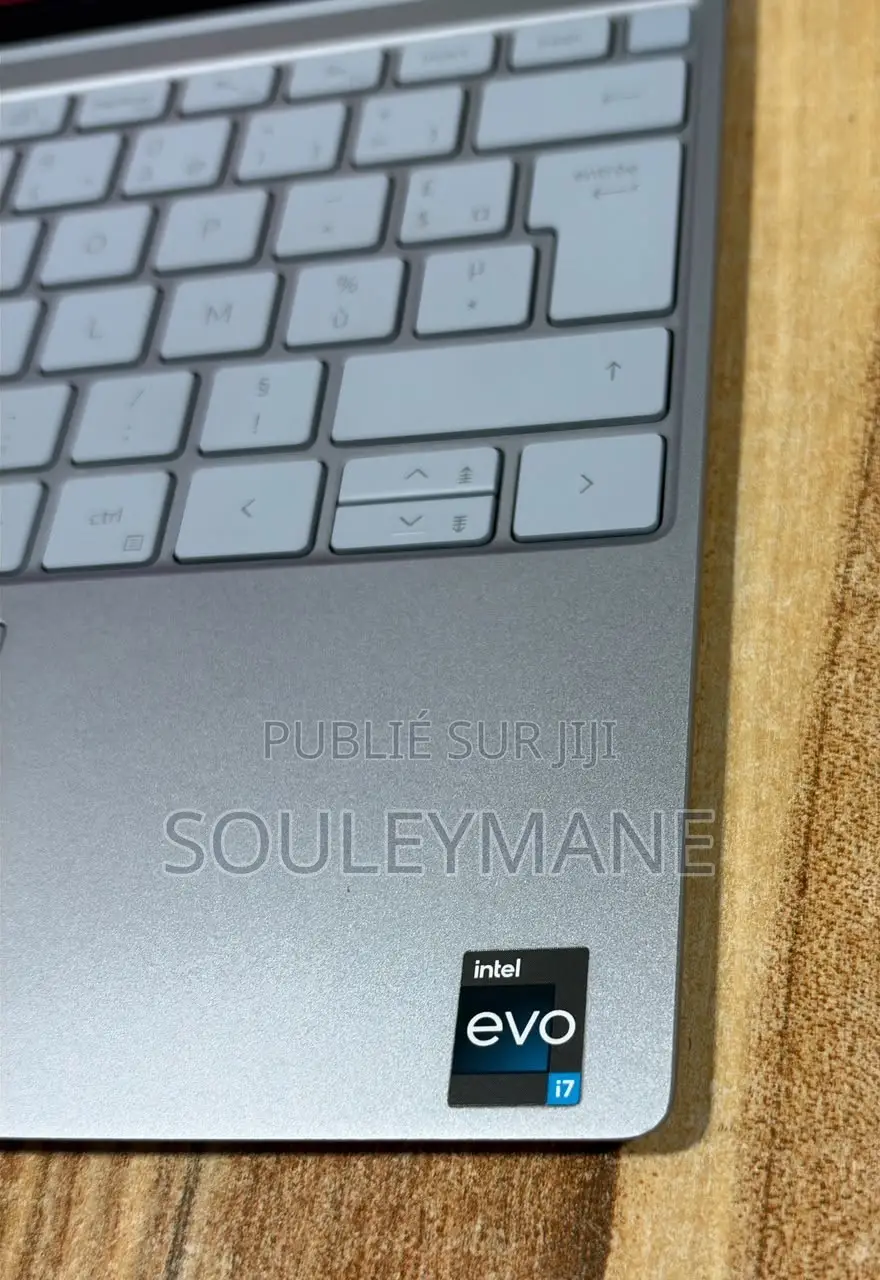 Ordinateur portable Dell XPS 13 16GB Intel Core i7 SSD 512GB