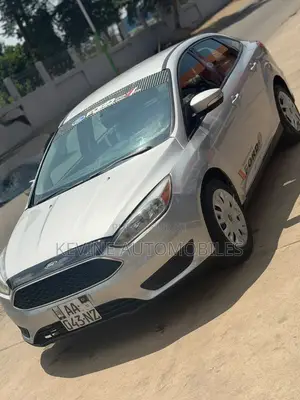 Ford Focus 2017 Gris