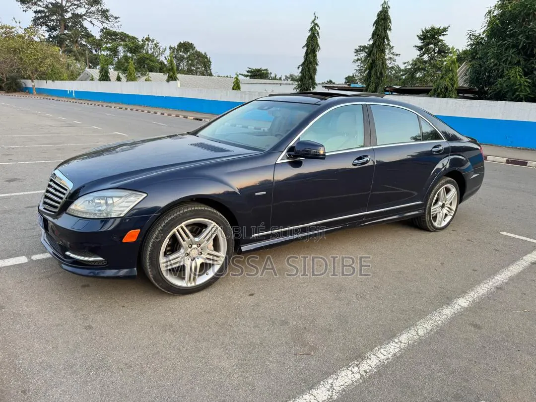 Mercedes-Benz S-Class S 550 4MATIC 2013 Noir