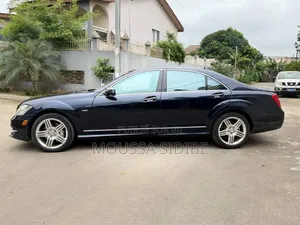 Mercedes-Benz S-Class S 550 4MATIC 2013 Noir