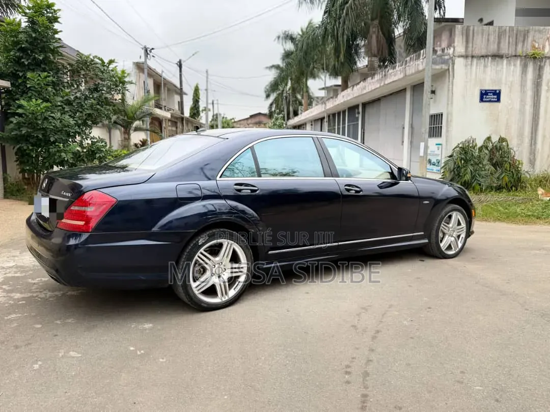 Mercedes-Benz S-Class S 550 4MATIC 2013 Noir