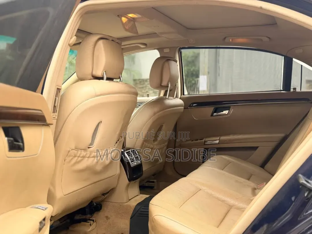 Mercedes-Benz S-Class S 550 4MATIC 2013 Noir