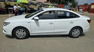 MG MG5 Essence 1.5T DCT 2026 Blanc