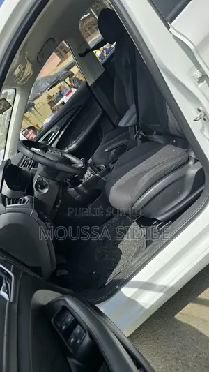 MG MG5 Essence 1.5T DCT 2026 Blanc