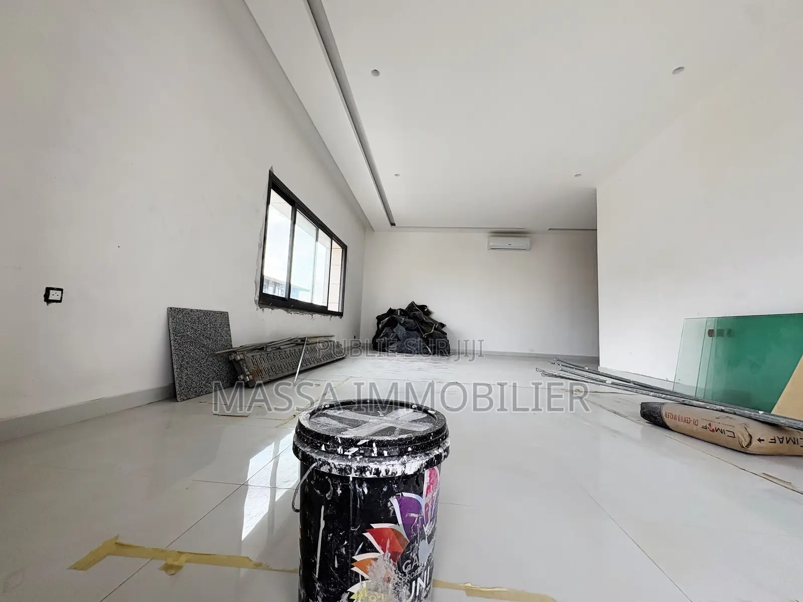 3chbre Appartement dans Massa Immobilier, Marcory à Louer