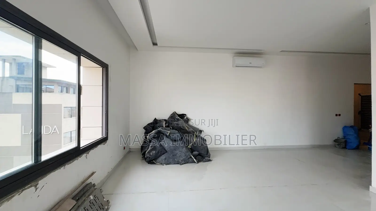 3chbre Appartement dans Massa Immobilier, Marcory à Louer